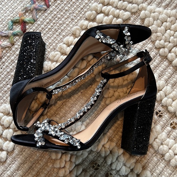 Badgley Mischka crystal sandals high heels size us8.5 - Picture 9 of 11